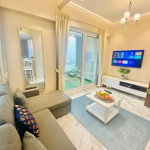 Manchester Regency - 2br In Marina Apartment
